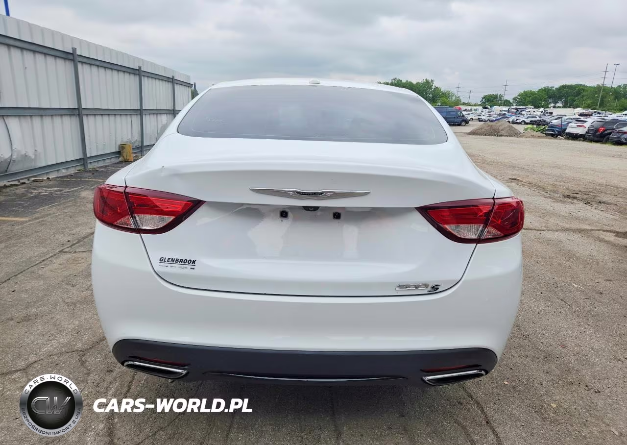 2015 Chrysler 200 S VIN:1C3CCCBB3FN663552 - 6