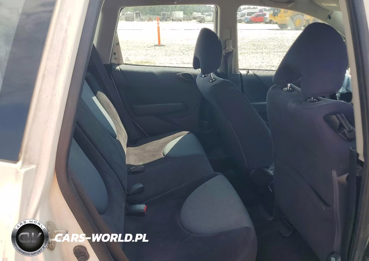 2007 Honda Fit S VIN:JHMGD38607S027225 - 11