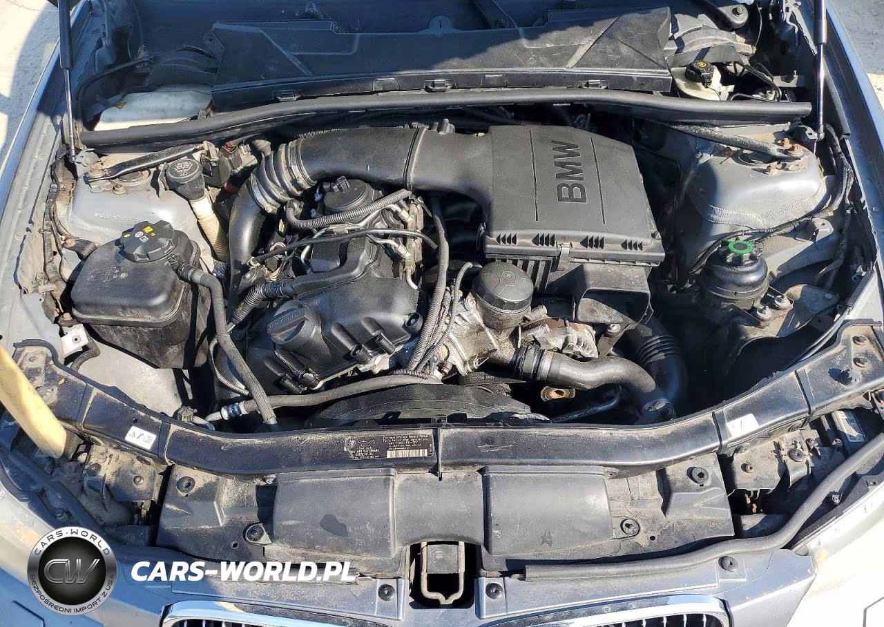 2011 BMW 335 Xi VIN:WBAPL5C58BA917885 - 11