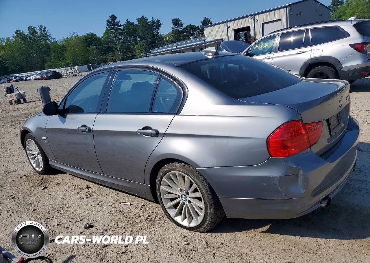 2011 BMW 335 Xi VIN:WBAPL5C58BA917885 - 2
