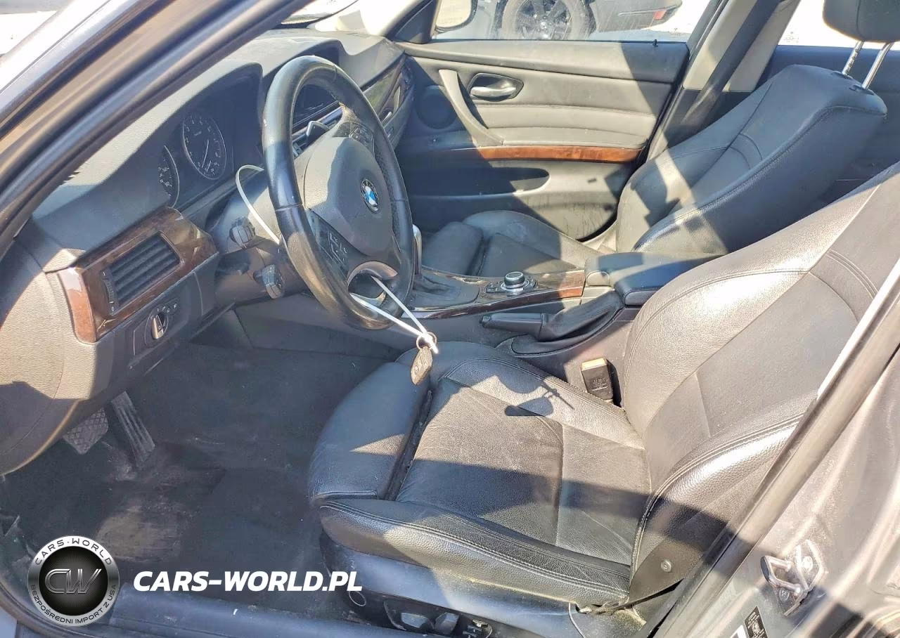 2011 BMW 335 Xi VIN:WBAPL5C58BA917885 - 7