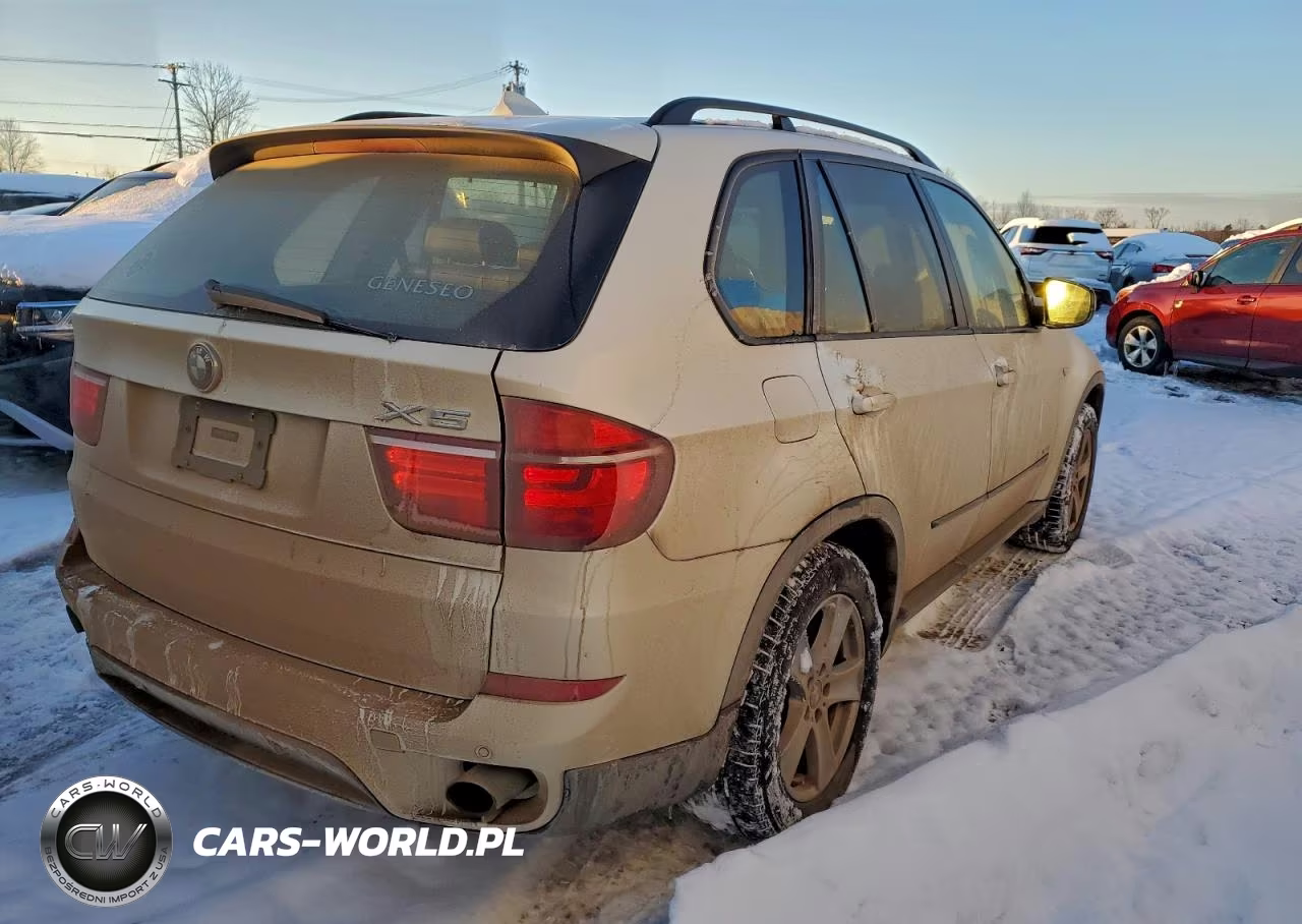 2013 BMW X5 xDrive35I VIN:5UXZV4C52D0E14055 - 3