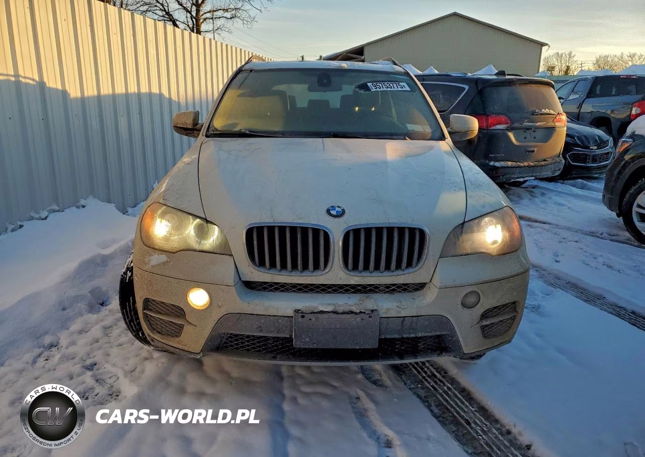 2013 BMW X5 xDrive35I VIN:5UXZV4C52D0E14055 - 5