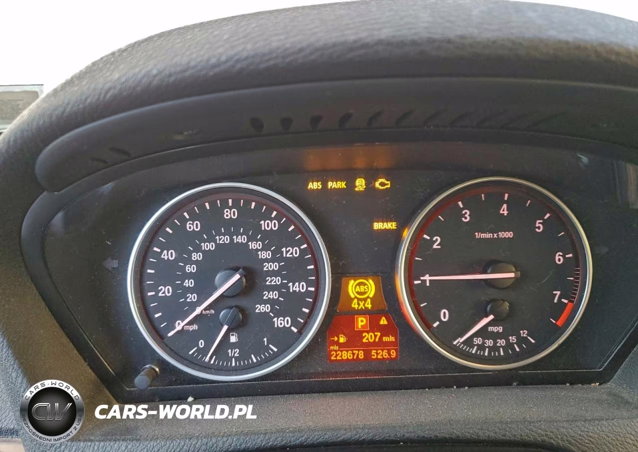 2013 BMW X5 xDrive35I VIN:5UXZV4C52D0E14055 - 9