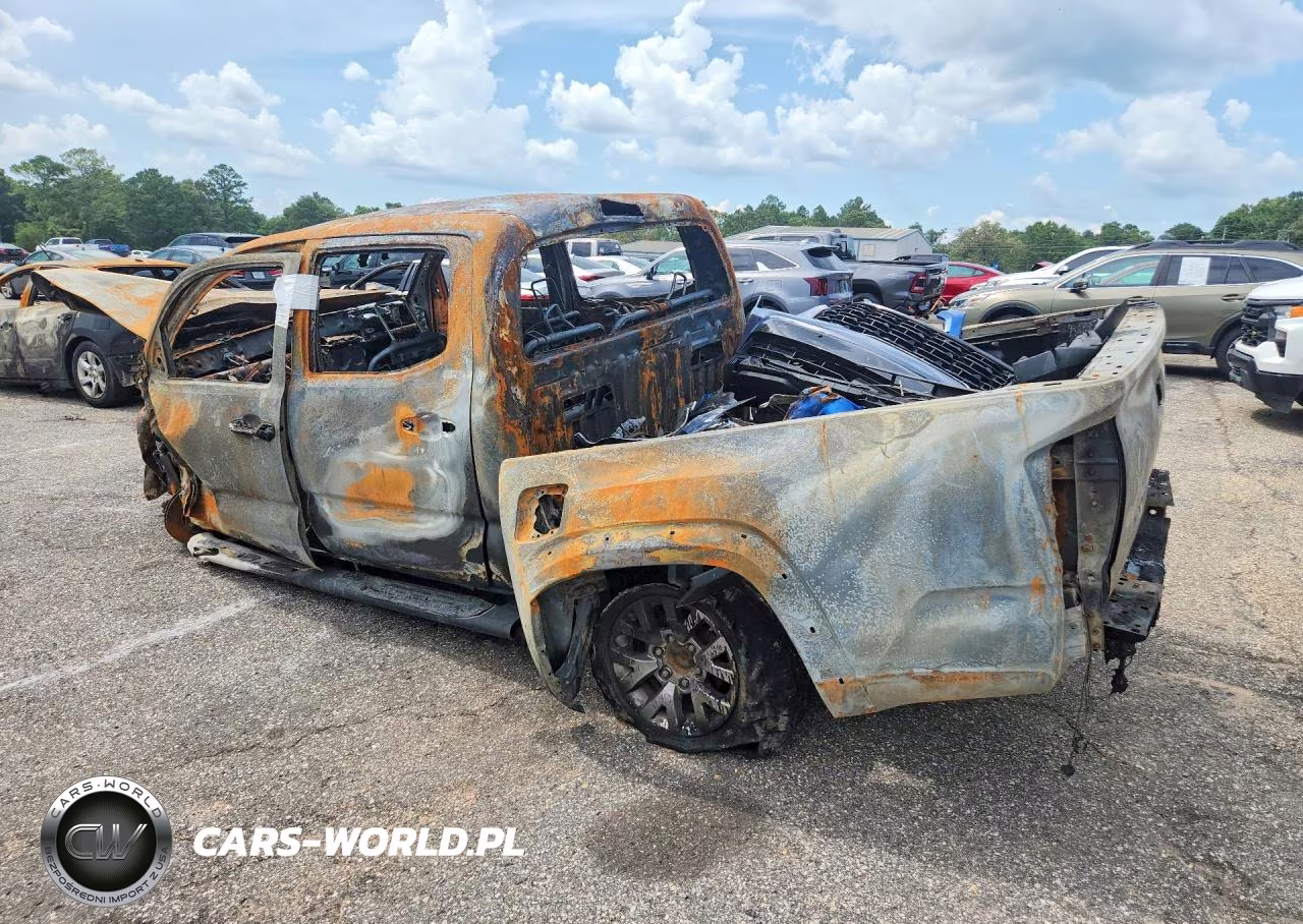 2018 Toyota Tacoma Sr5 V6 VIN:5TFCZ5AN0JX133053 - 2