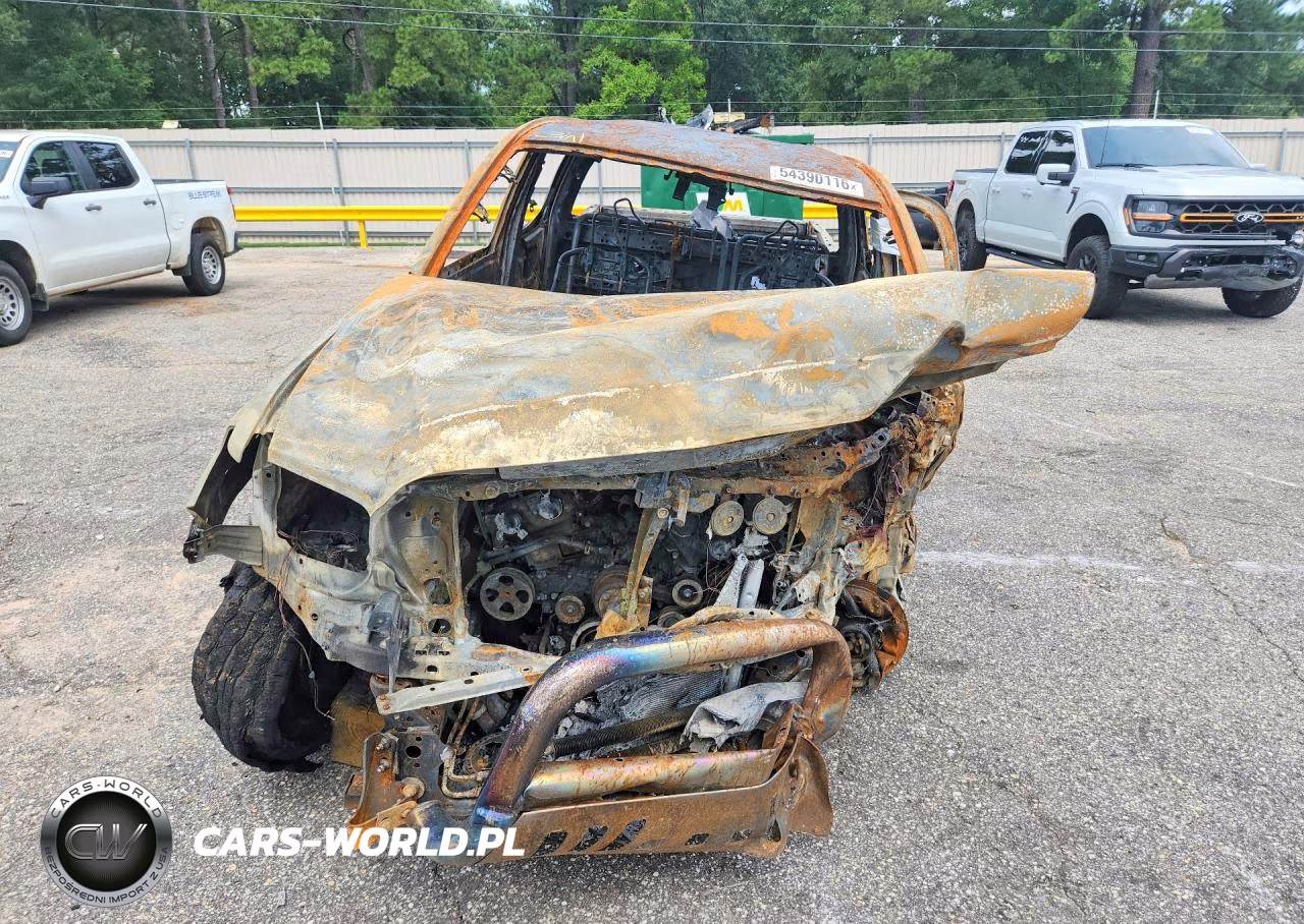 2018 Toyota Tacoma Sr5 V6 VIN:5TFCZ5AN0JX133053 - 5