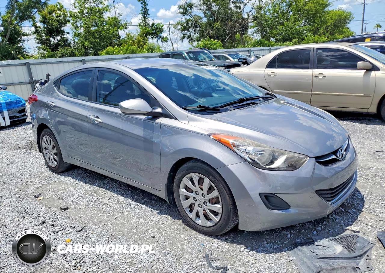 2012 Hyundai Elantra Gls VIN:KMHDH4AE8CU318856 - 4