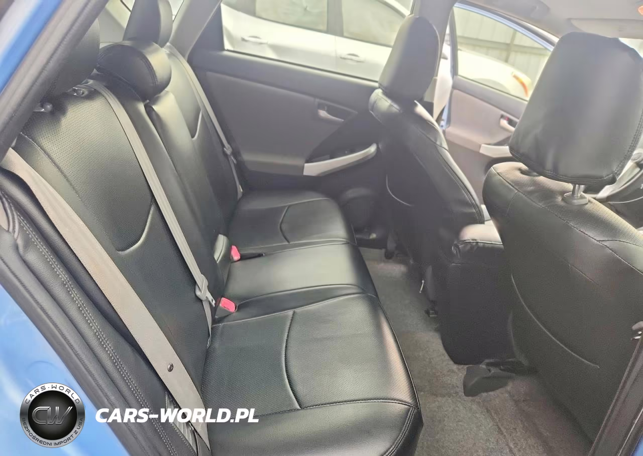 2012 Toyota Prius Plug-In Hybrid Base VIN:JTDKN3DP3C3017039 - 10