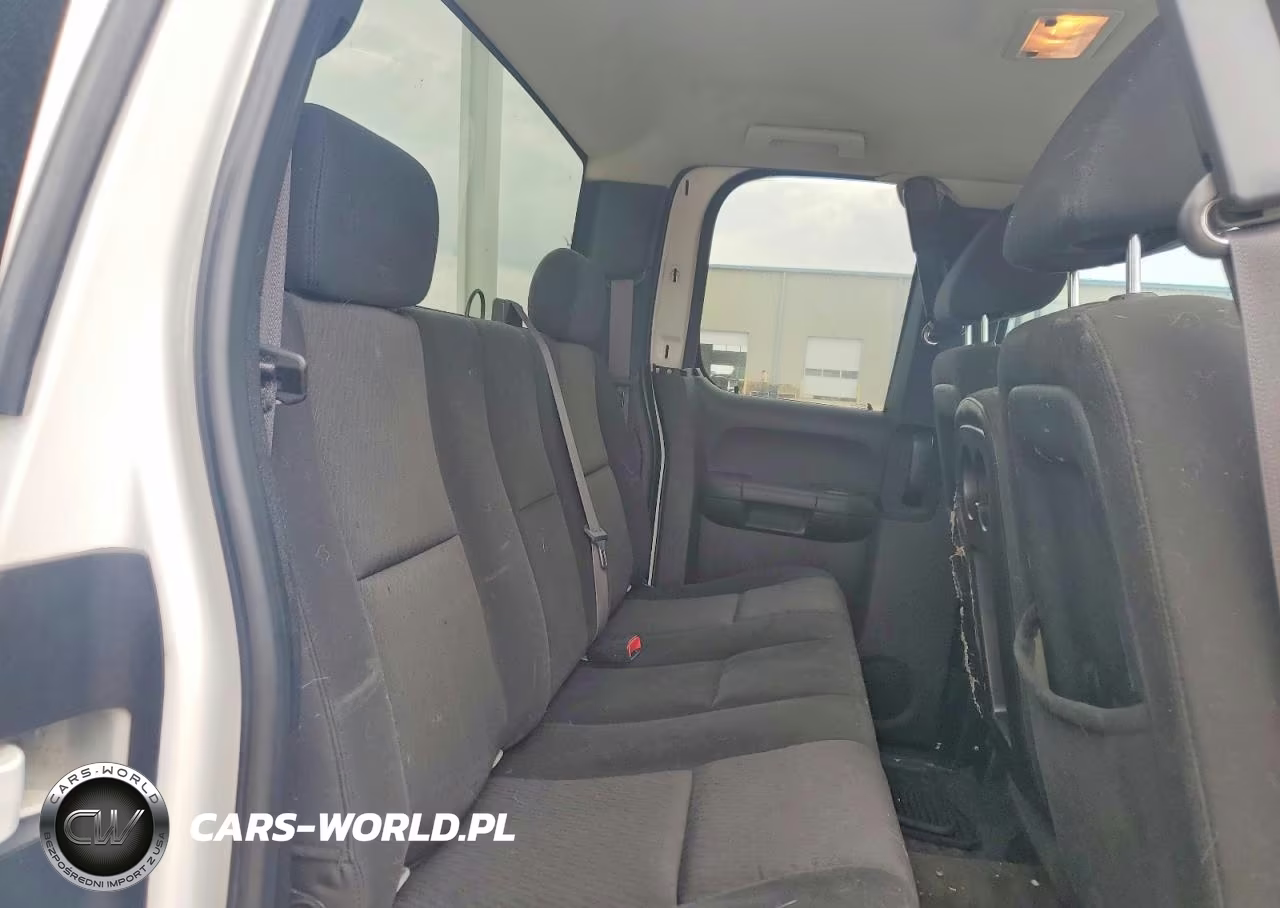 2011 Chevrolet Silverado C1500 Ls VIN:1GCRCREA5BZ459012 - 10