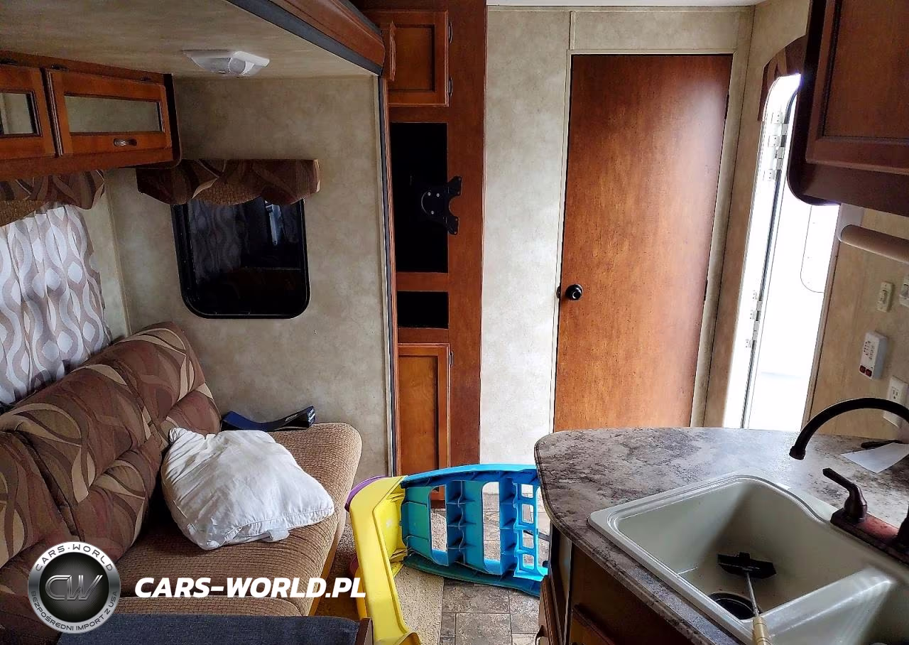 2013 Forest River Catalina Camper VIN:5ZT2CASB8DA015932 - 5