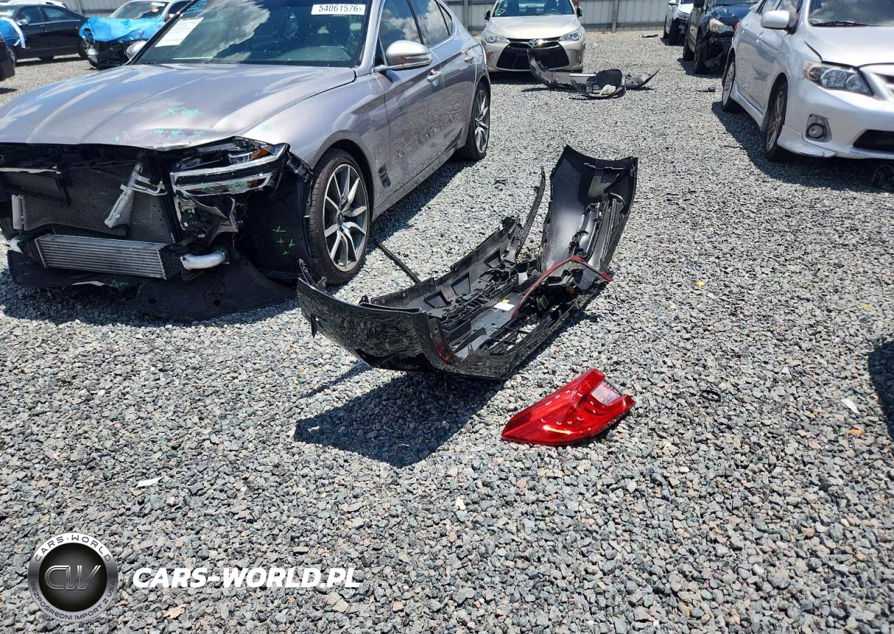 2018 Honda Accord Sport VIN:1HGCV1F39JA173227 - 12