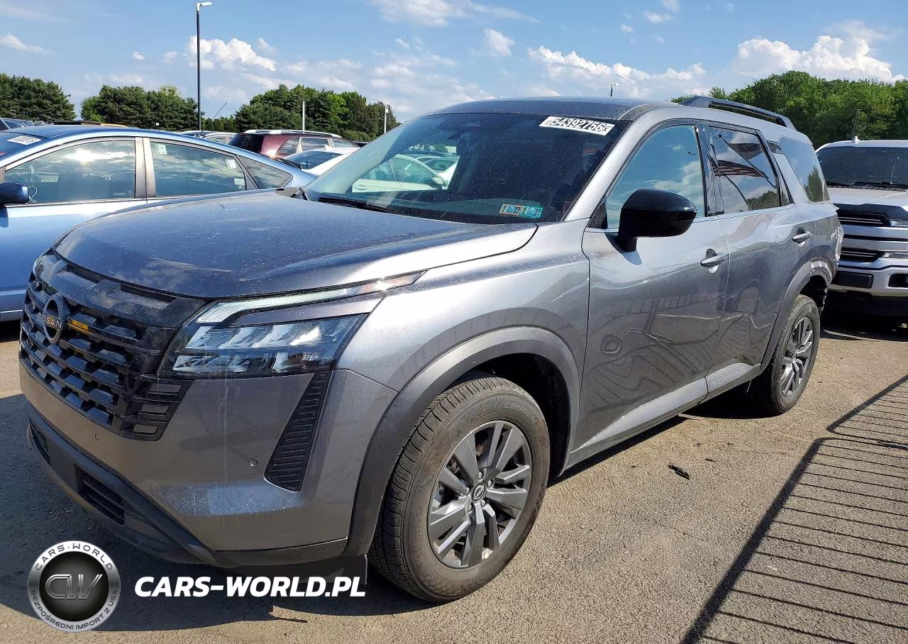 2026 Nissan Pathfinder Sv
