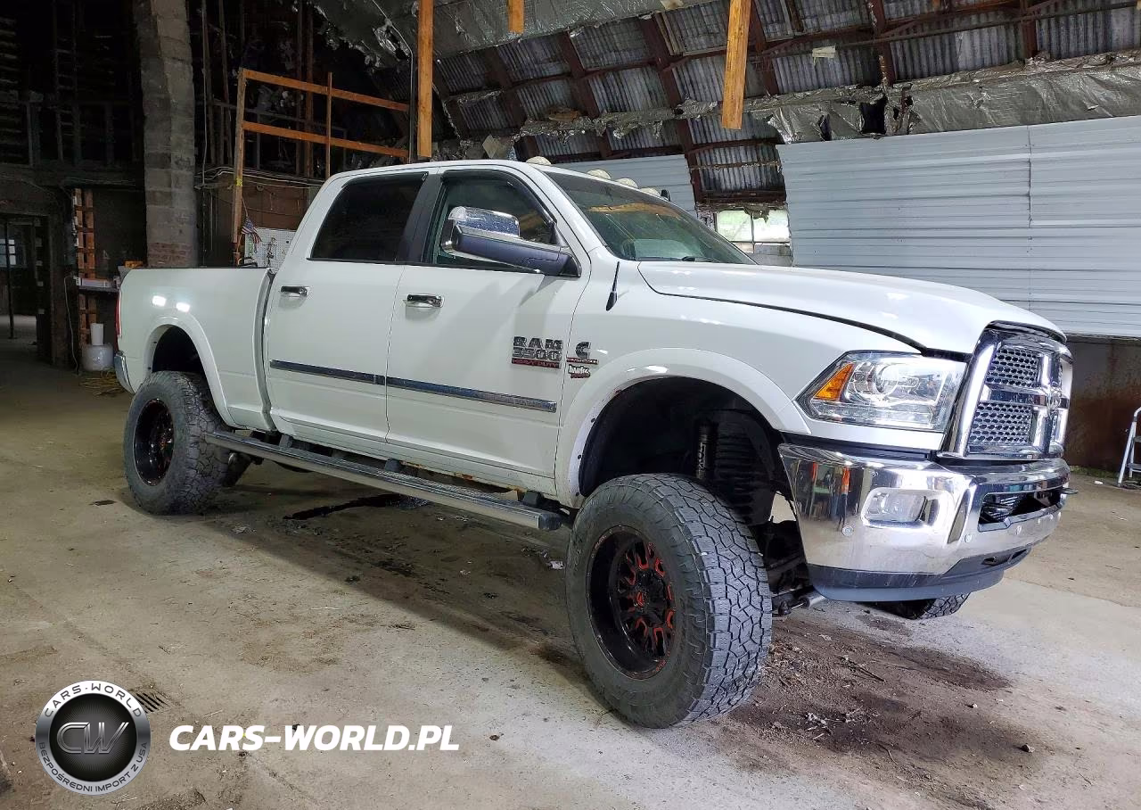 2016 Ram 3500 Laramie VIN:3C63R3EL3GG137387 - 4