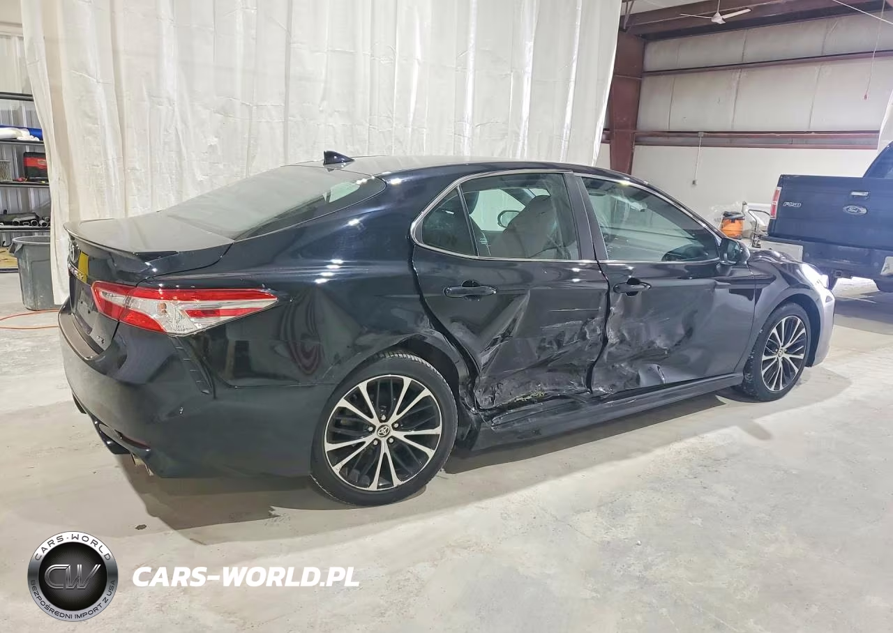 2020 Toyota Camry Se VIN:4T1G11AK1LU948739 - 3