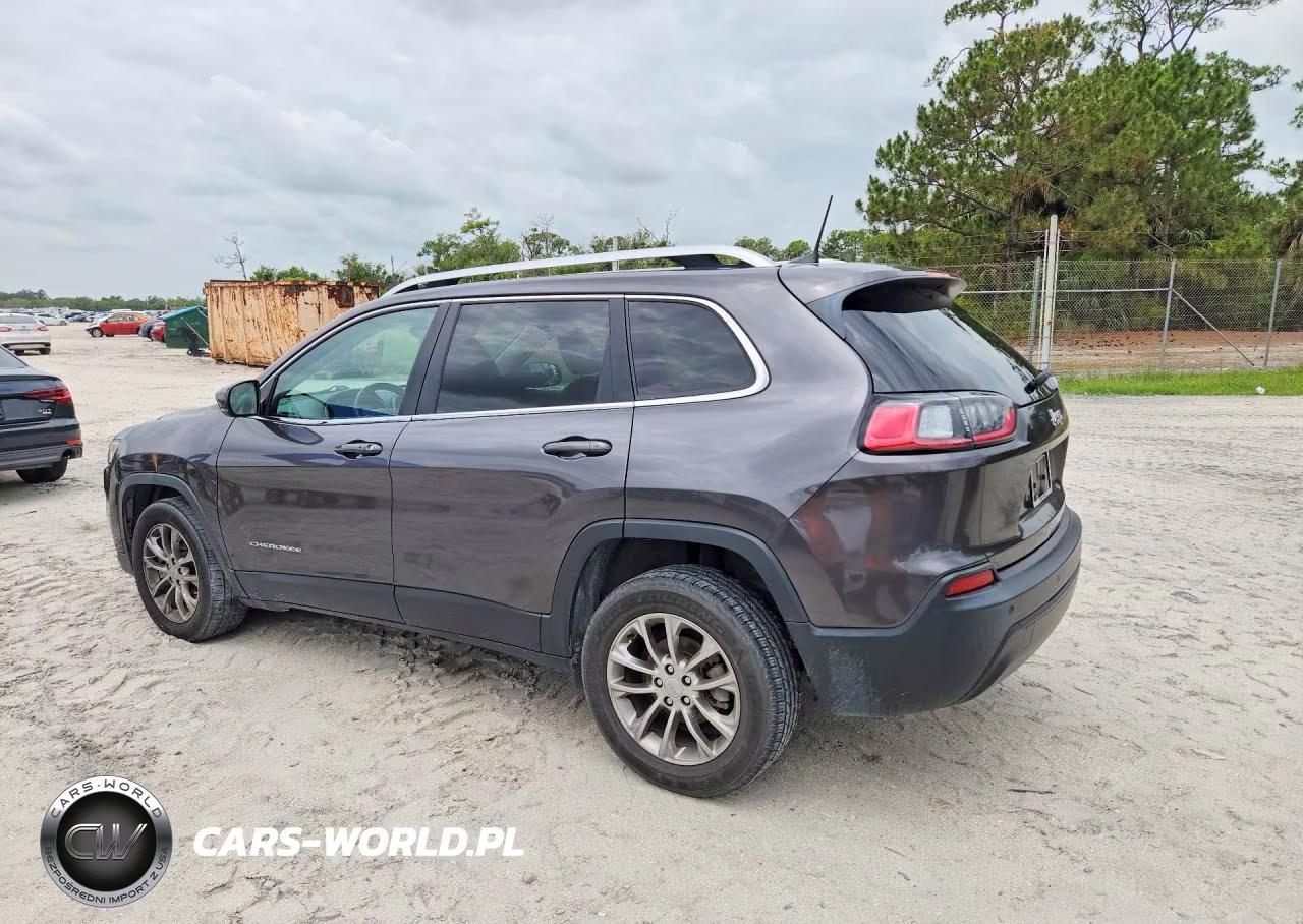 2021 Jeep Cherokee Latitude Plus VIN:1C4PJLLB7MD189576 - 2