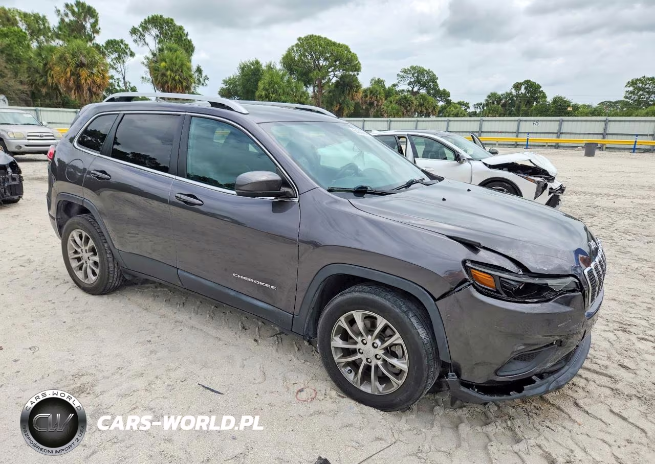 2021 Jeep Cherokee Latitude Plus VIN:1C4PJLLB7MD189576 - 4