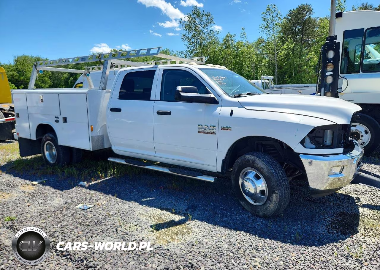 2015 Ram 3500 VIN:3C7WRTCJ0FG688773 - 4