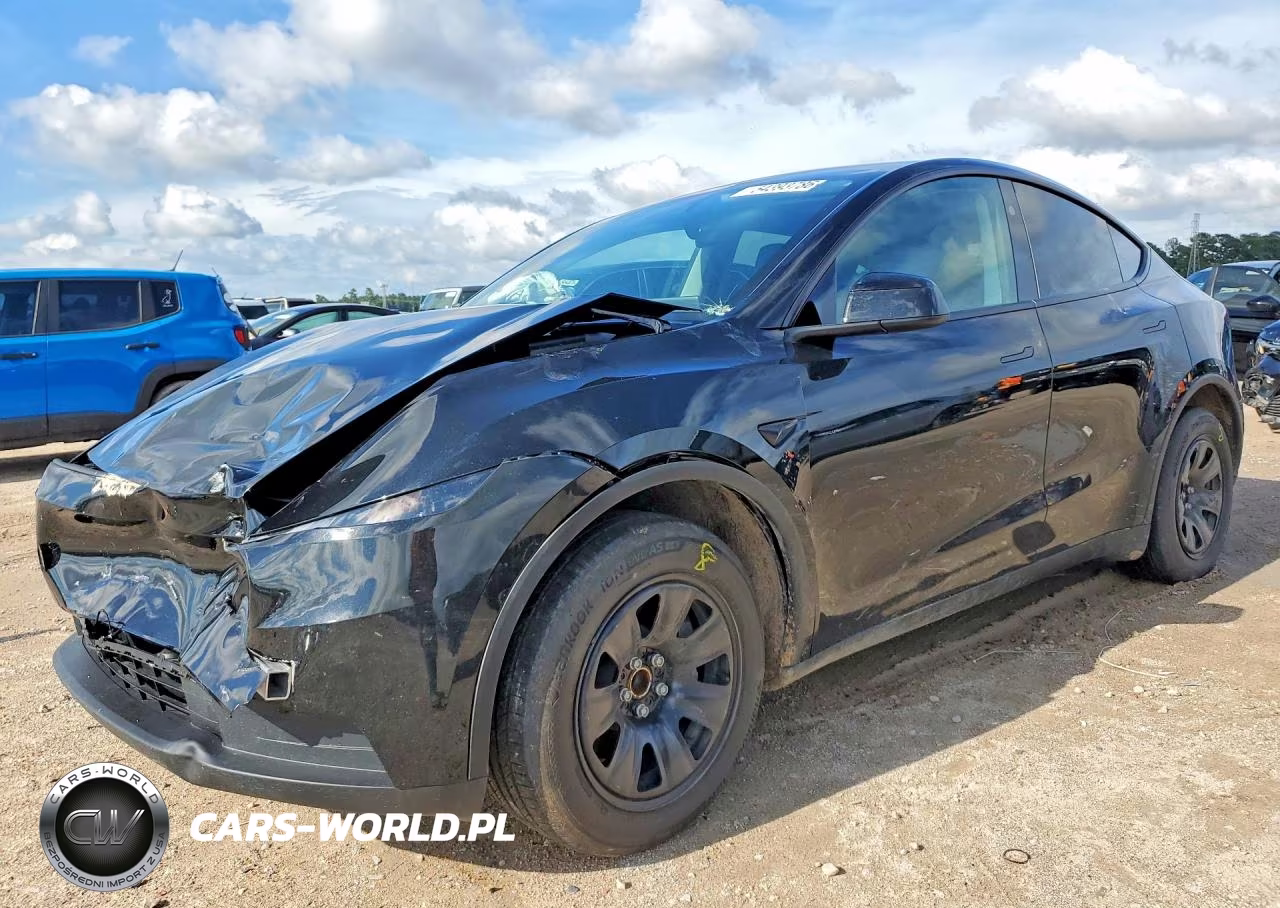 2026 Tesla Model Y – zdjęcie 1 z 14