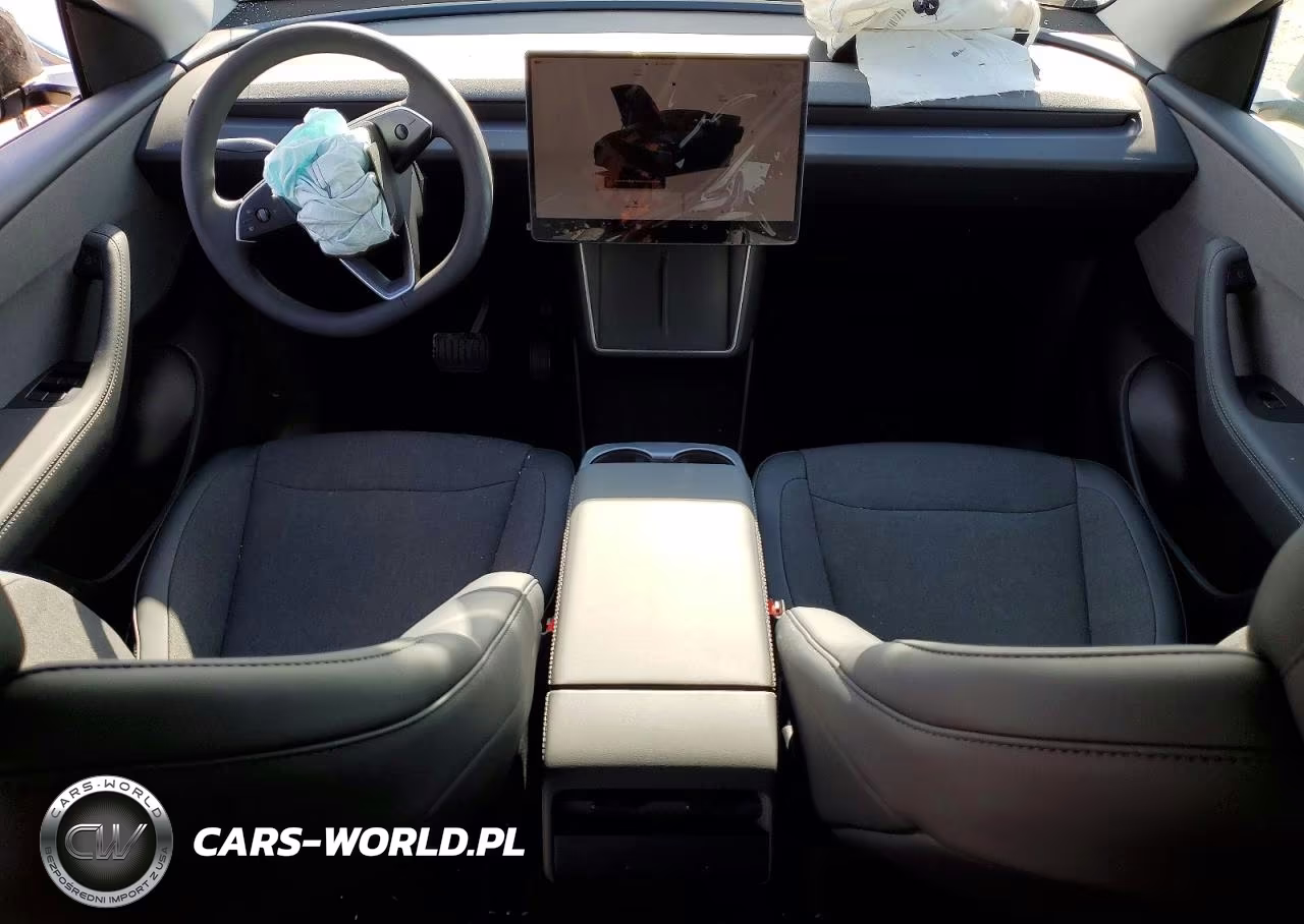 2026 Tesla Model Y VIN:7SAYGDED9TA594174 - 8