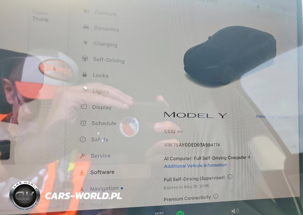 2026 Tesla Model Y VIN:7SAYGDED9TA594174 - 9