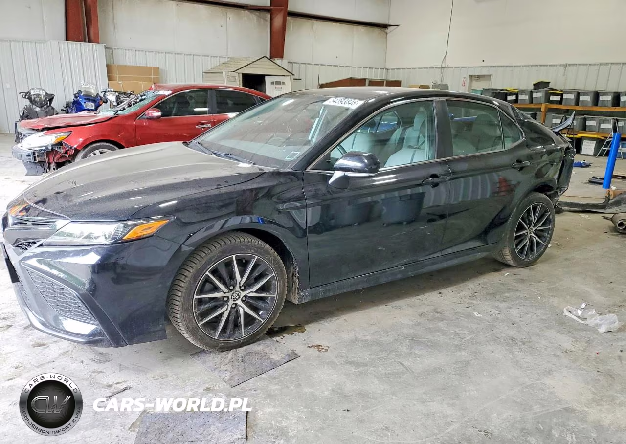 2023 Toyota Camry Se – zdjęcie 1 z 13