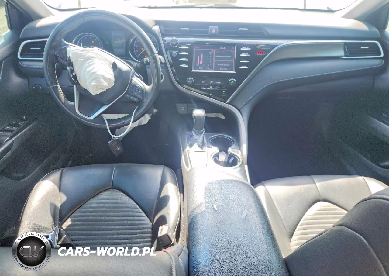 2018 Toyota Camry Se VIN:4T1B11HKXJU535344 - 8