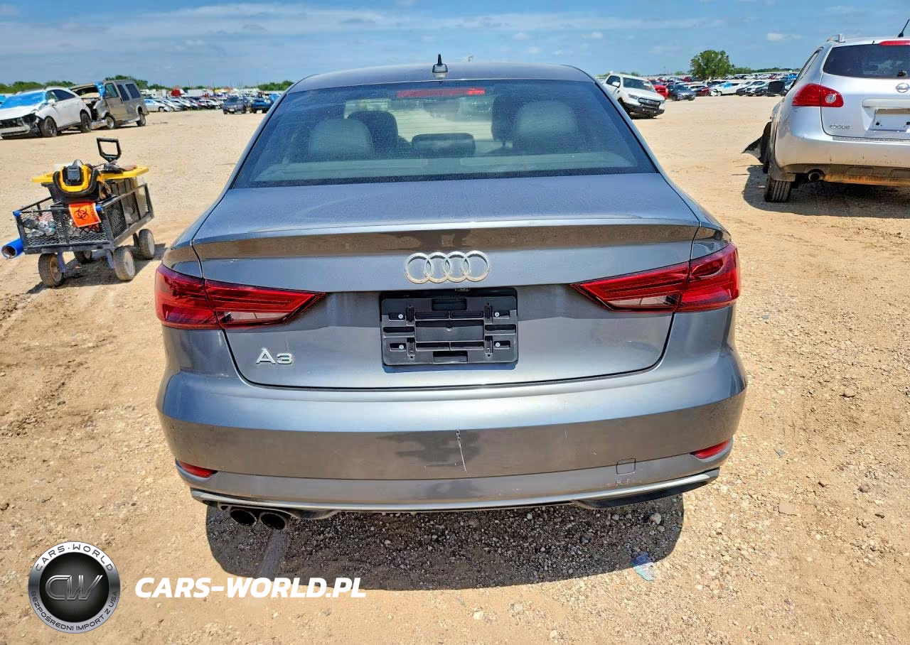 2018 Audi A3 Premium VIN:WAUAUGFF1J1060889 - 6