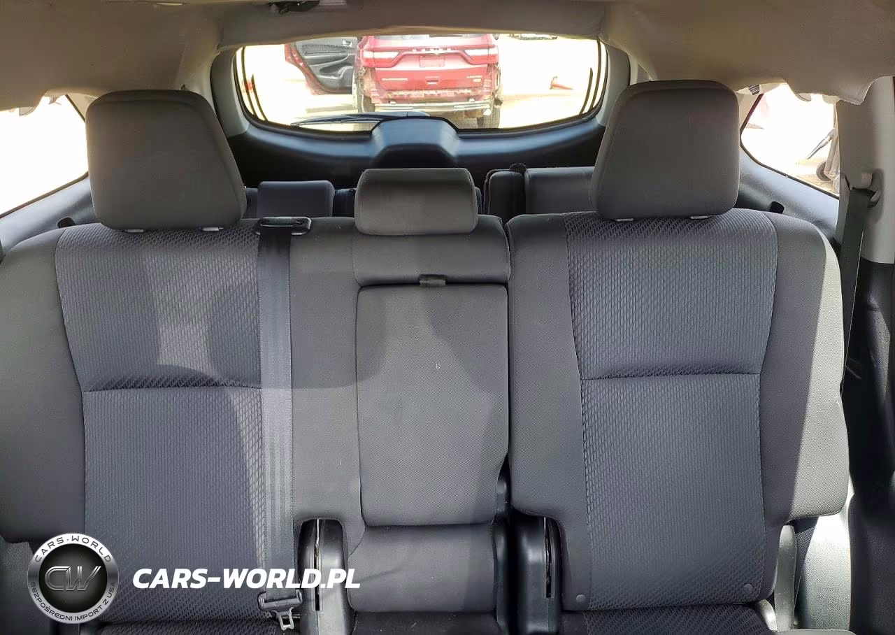 2016 Toyota Highlander Le VIN:5TDZARFH6GS020461 - 10