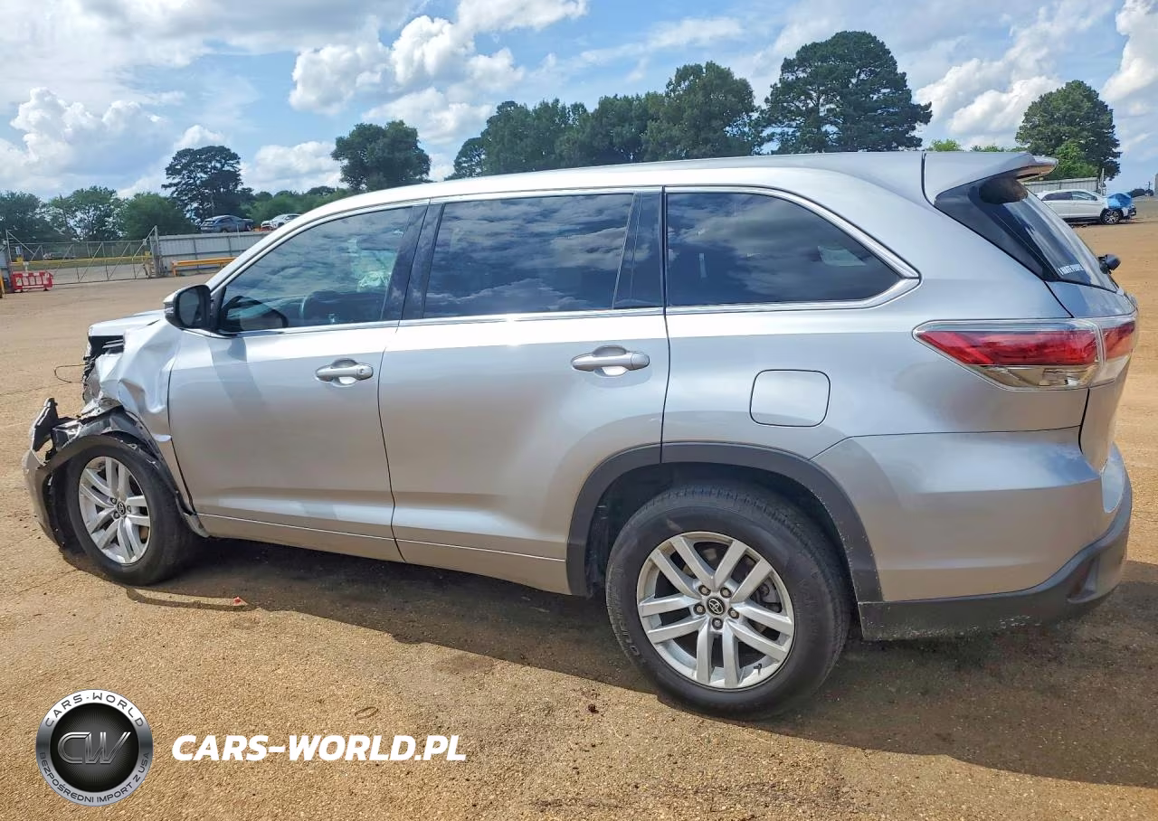 2016 Toyota Highlander Le VIN:5TDZARFH6GS020461 - 2