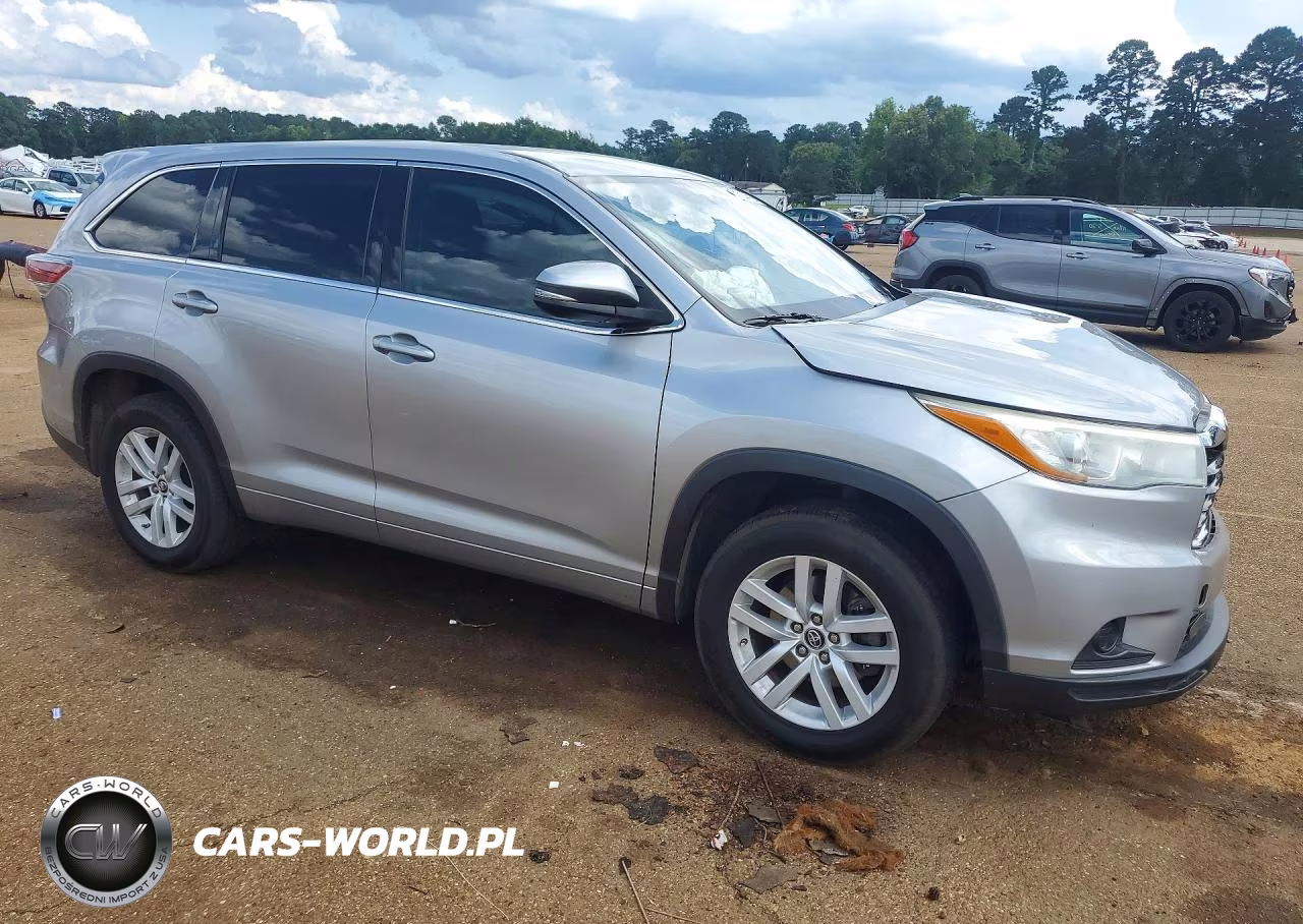 2016 Toyota Highlander Le VIN:5TDZARFH6GS020461 - 4