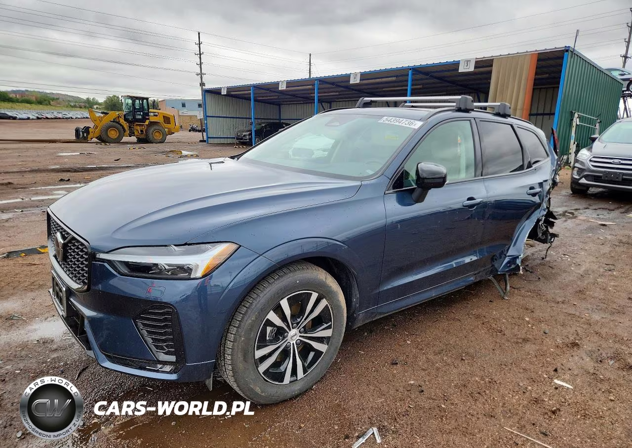2025 Volvo Xc60 Core – zdjęcie 1 z 12