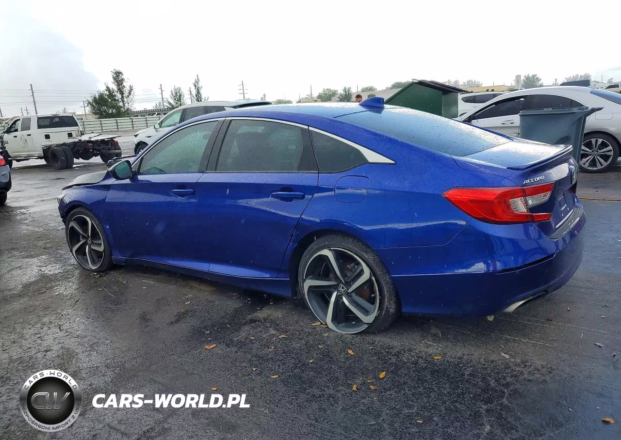 2018 Honda Accord Sport VIN:1HGCV1F3XJA213184 - 2