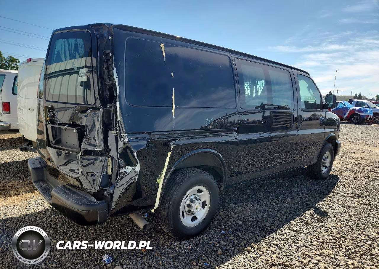 2023 Chevrolet Express 2500 Cargo Delivery Van VIN:1GCWGAF74P1211108 - 3