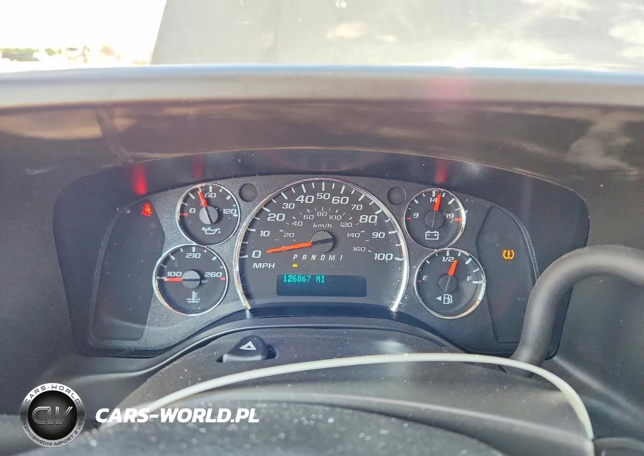 2023 Chevrolet Express 2500 Cargo Delivery Van VIN:1GCWGAF74P1211108 - 9