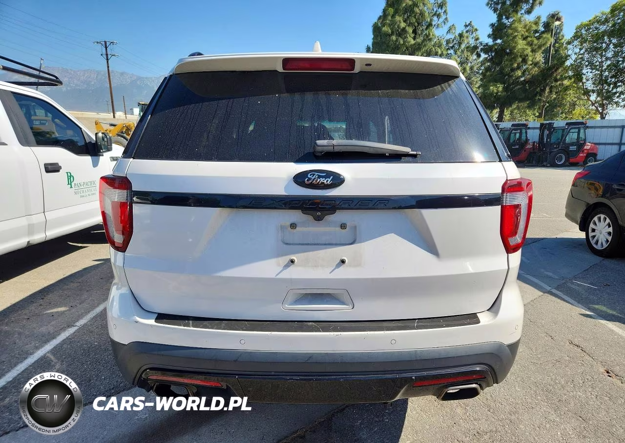 2017 Ford Explorer Sport VIN:1FM5K8GT6HGA61012 - 6