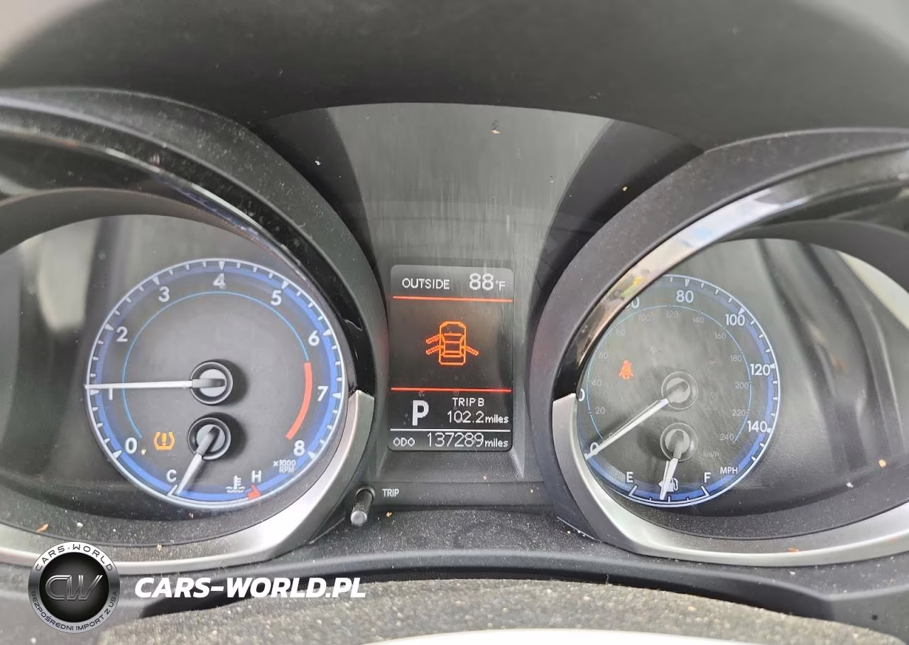 2015 Toyota Corolla S Plus VIN:2T1BURHE0FC344766 - 9