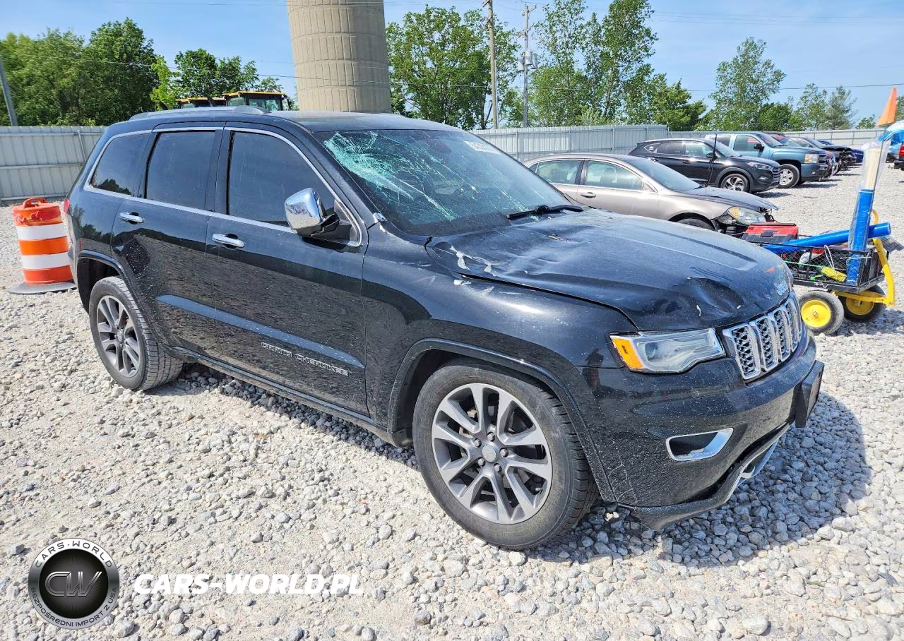 2017 Jeep Grand Cherokee Overland VIN:1C4RJFCG4HC940683 - 4