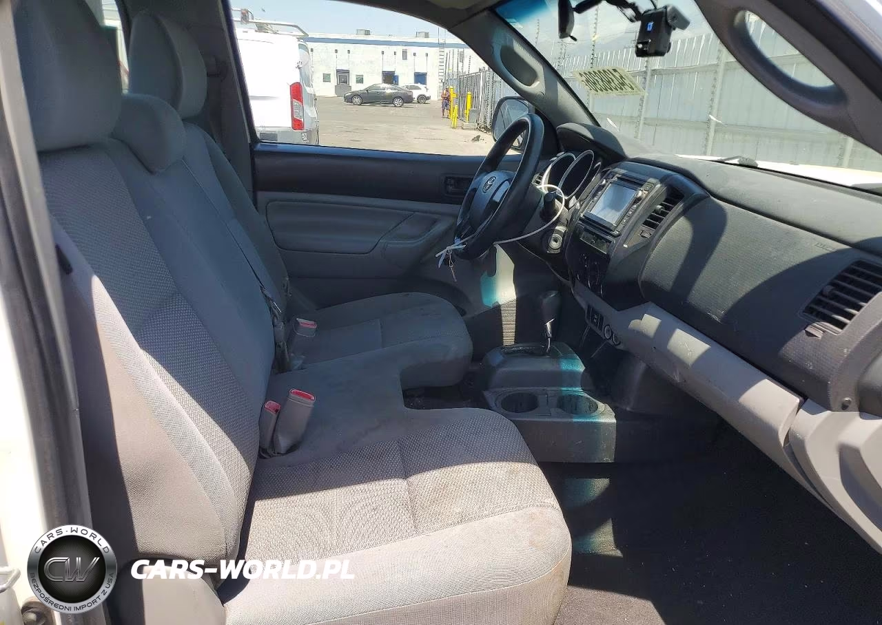 2014 Toyota Tacoma Base VIN:5TFNX4CNXEX038012 - 10