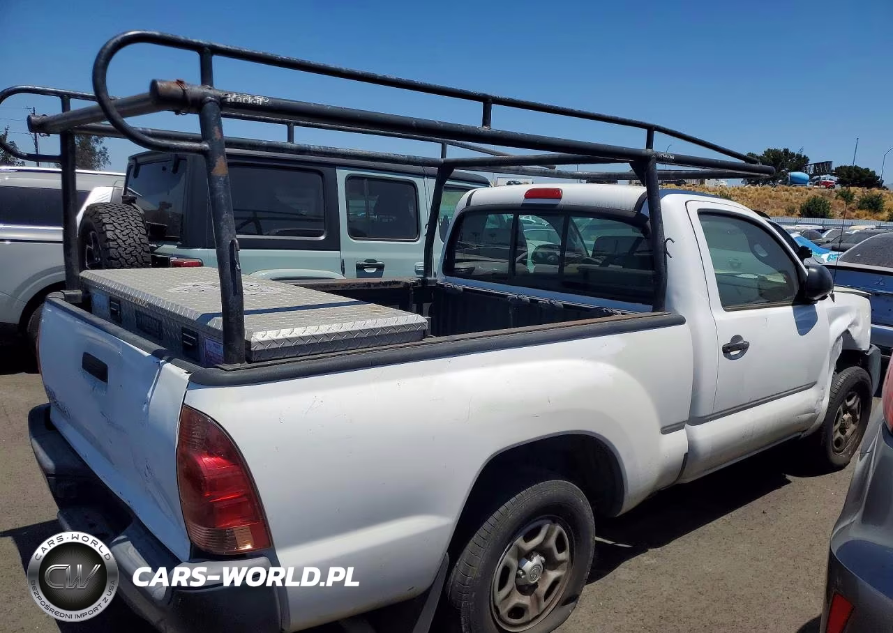 2014 Toyota Tacoma Base VIN:5TFNX4CNXEX038012 - 3