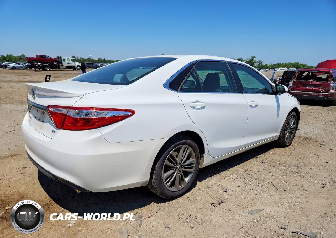 2017 Toyota Camry Se VIN:4T1BF1FKXHU626998 - 3