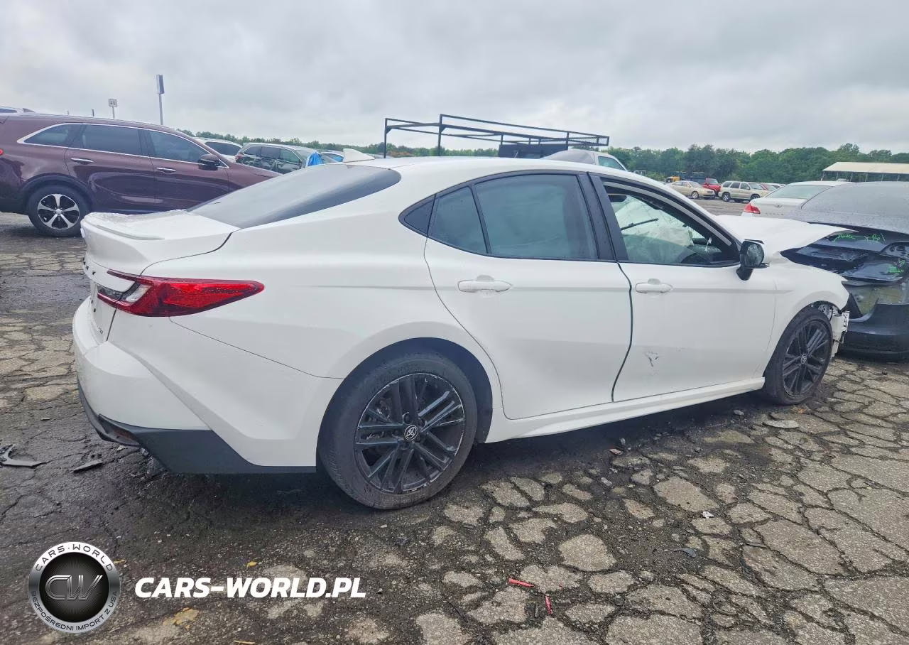 2025 Toyota Camry Se VIN:4T1DAACK7SU035871 - 3