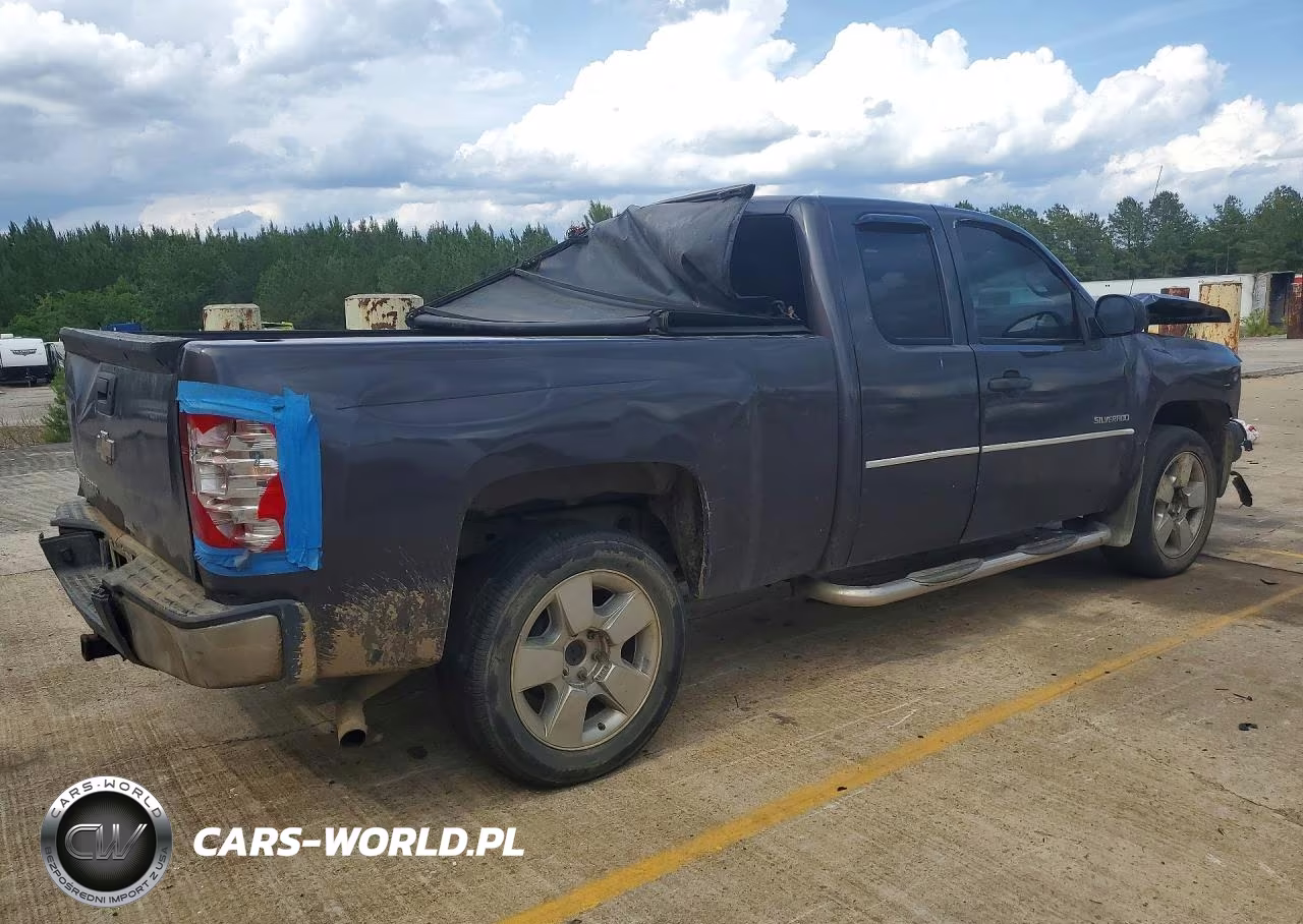 2011 Chevrolet Silverado C1500 Lt VIN:1GCRCSE03BZ130291 - 3