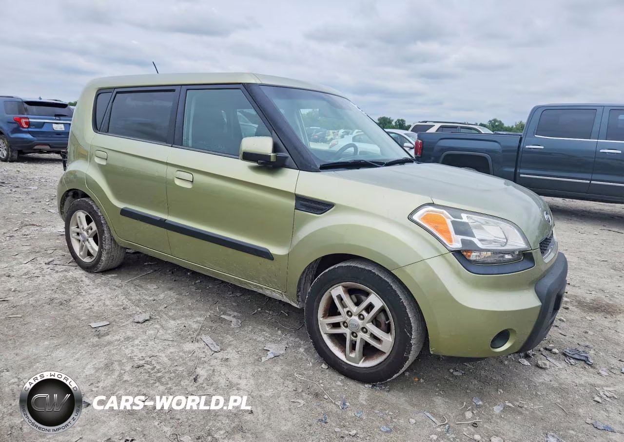 2010 Kia Soul + VIN:KNDJT2A22A7144892 - 4