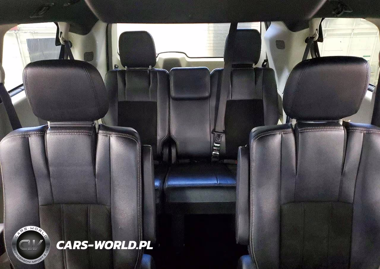 2017 Dodge Grand Caravan Sxt VIN:2C4RDGCG6HR783243 - 10
