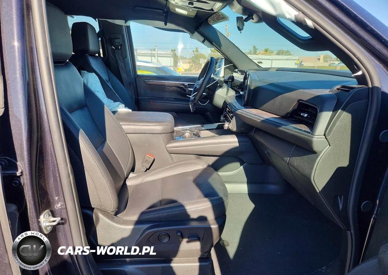 2025 Chevrolet Suburban C1500 Lt VIN:1GNS5CRD9SR179291 - 7