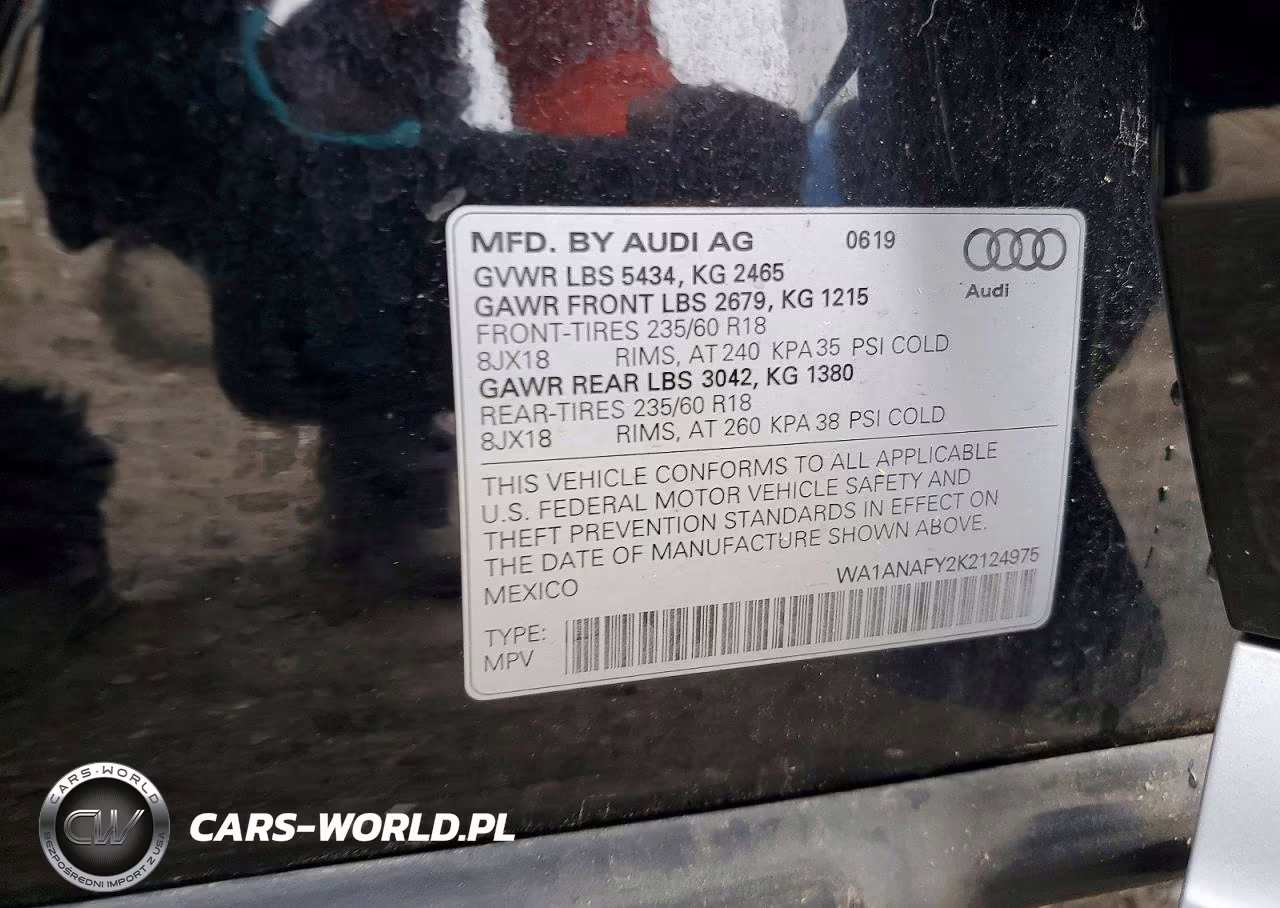 2019 Audi Q5 Premium VIN:WA1ANAFY2K2124975 - 13
