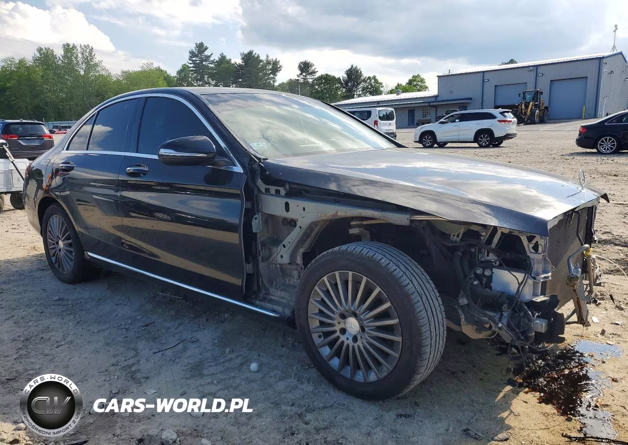 2015 Mercedes-Benz C 300 4Matic VIN:55SWF4KB2FU022587 - 4