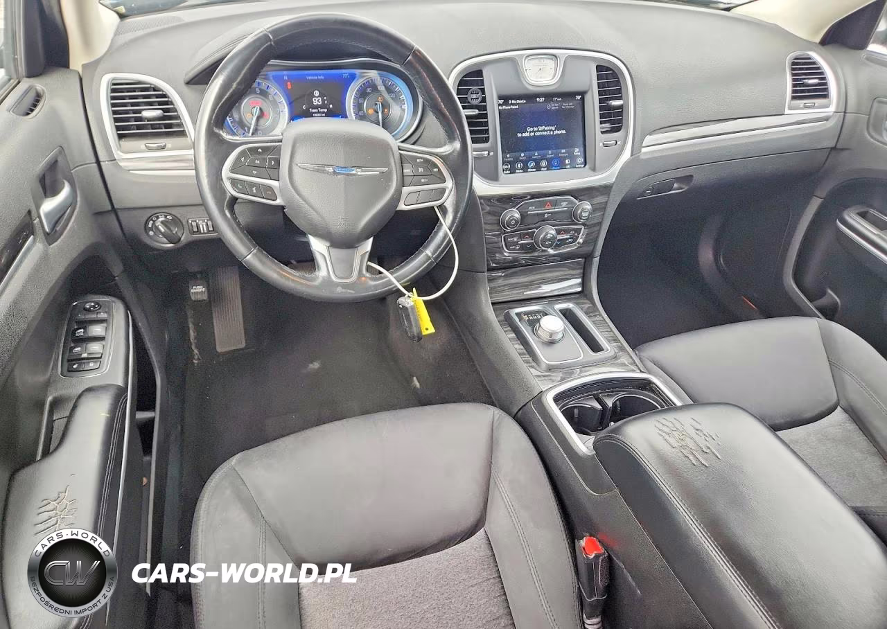 2019 Chrysler 300 Touring VIN:2C3CCAAG6KH648211 - 8
