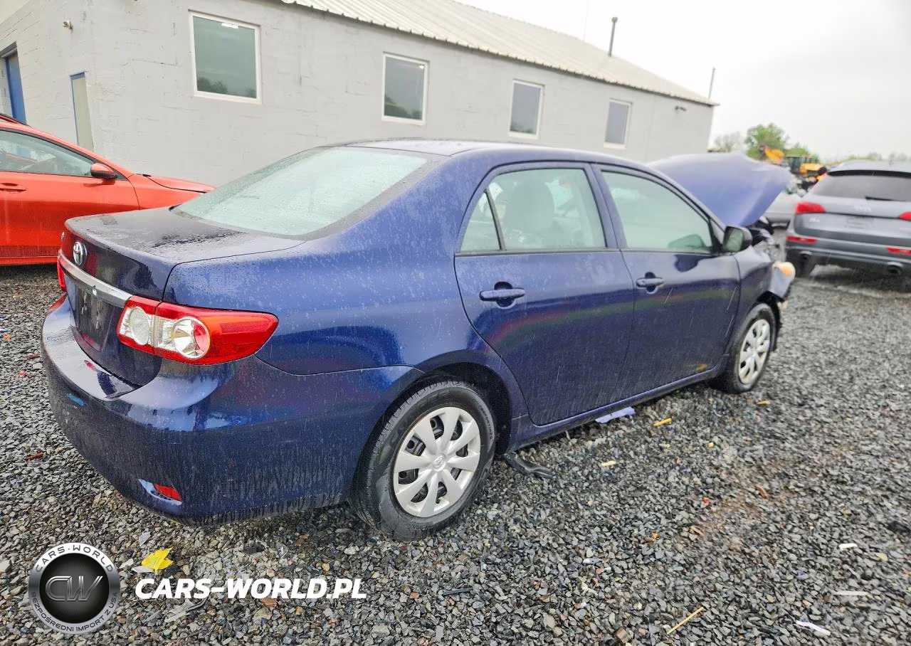2011 Toyota Corolla Base VIN:2T1BU4EE1BC563589 - 3