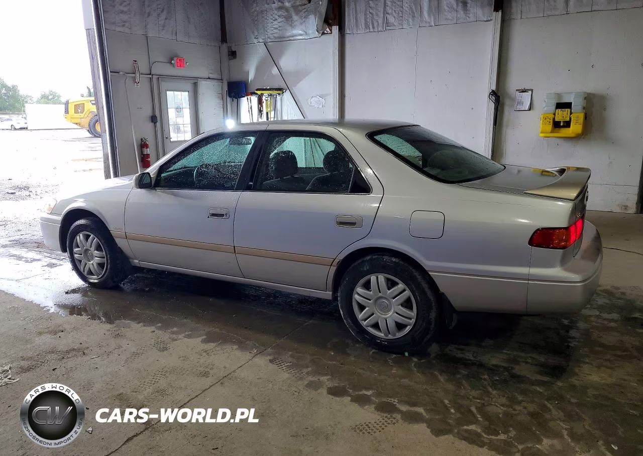 2000 Toyota Camry Le V6 VIN:4T1BF22KXYU095264 - 2